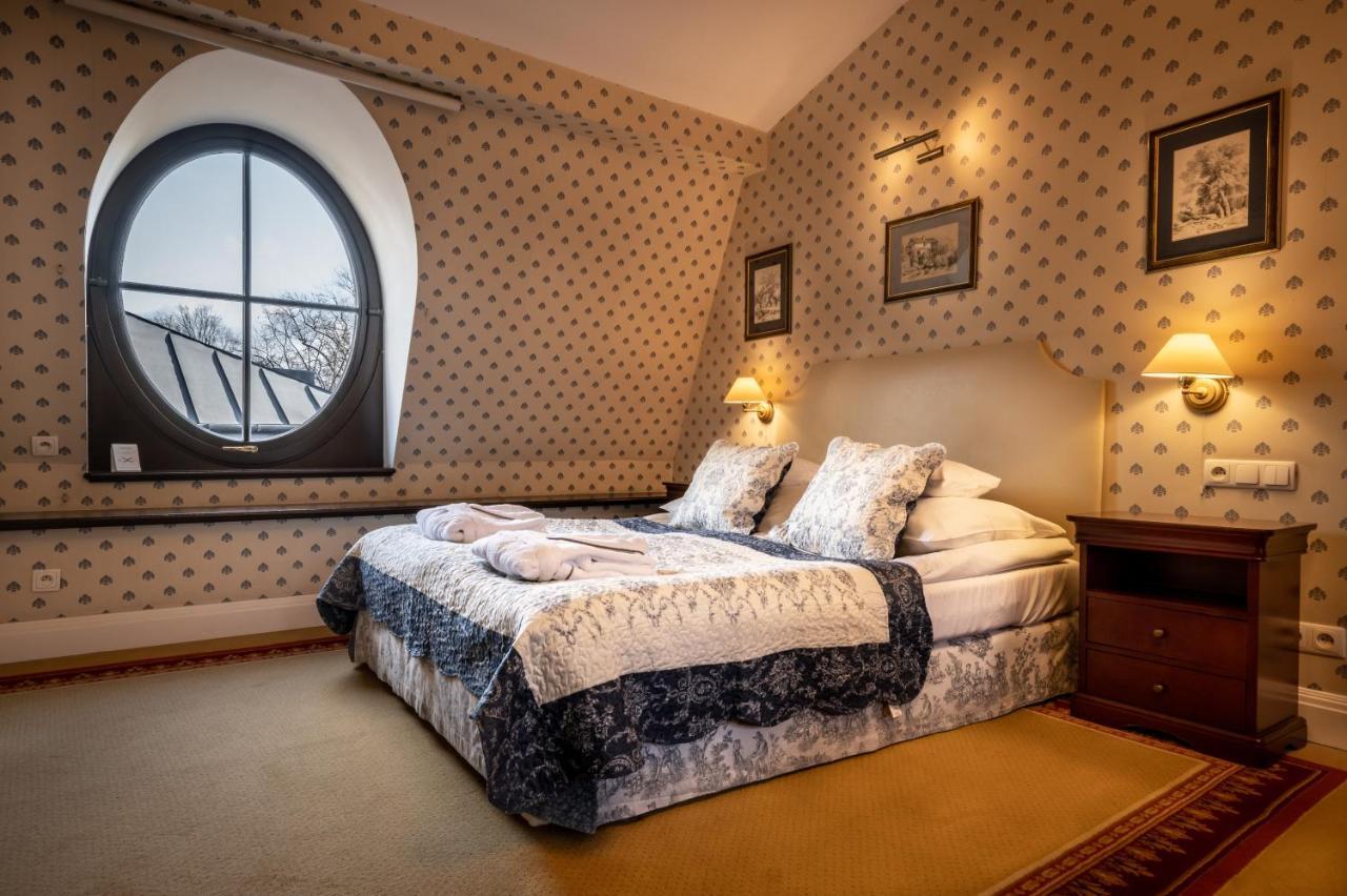 فندق غروديك كراكوفيا المظهر الخارجي الصورة A room at the hotel