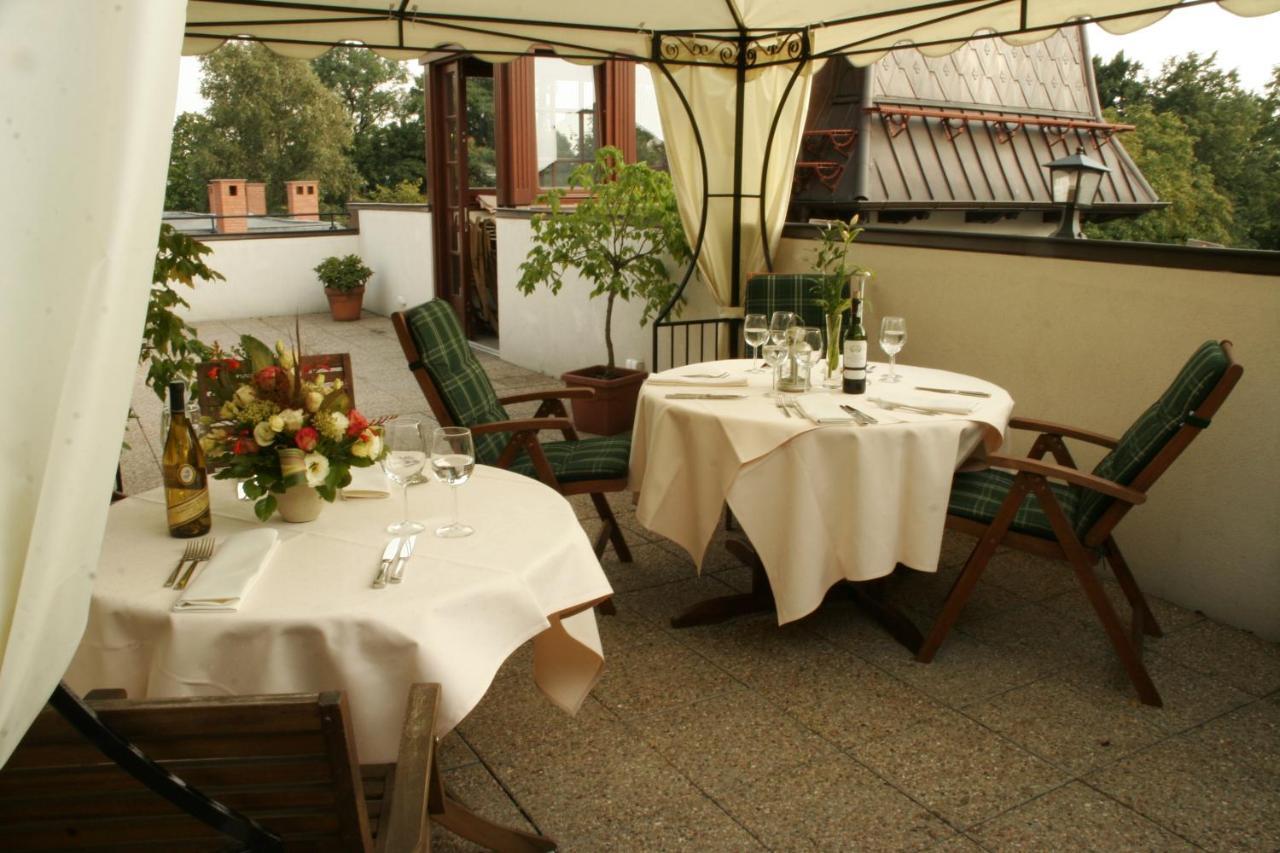 فندق غروديك كراكوفيا المظهر الخارجي الصورة The terrace of the restaurant